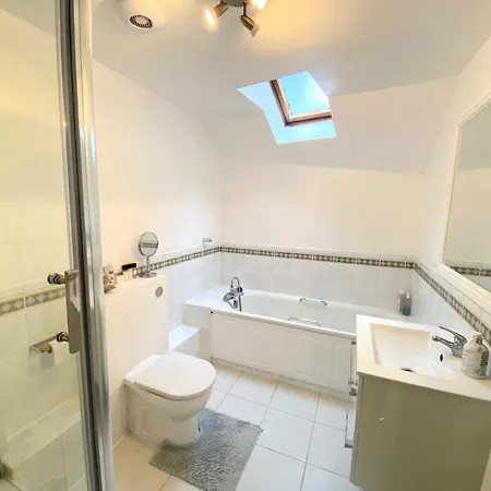 Cozy Double Room Next To Putney Bridge And High Street London Exterior foto