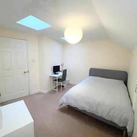 Cozy Double Room Next To Putney Bridge And High Street London Exterior foto